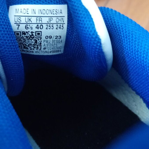 Adidas Spiderman Grand Court size 40 like new