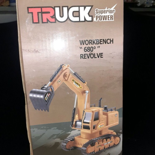 Remote control excavator crawler vehicle new with sound and movement