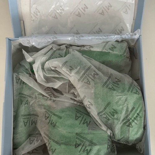 Green sandals new, size 39