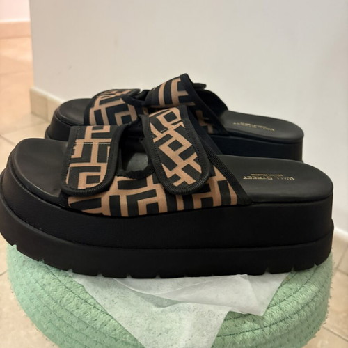 Pantofla Wall Street slippers like new, size 41, black and brown