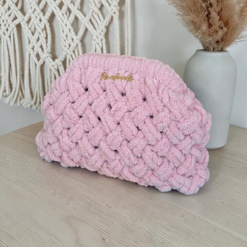 Puffy bag 20x30cm, light dusty apple pink, handmade cross weave