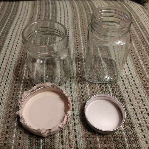 Square glass jars, set of 2