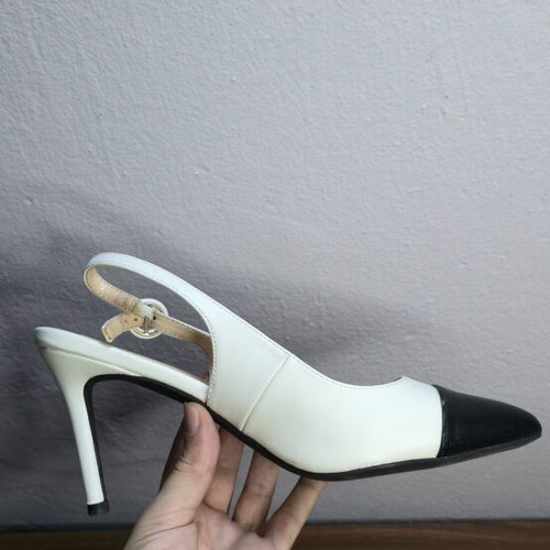 Francescomilano leather slingback pumps size 39 like new, black and white