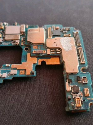 Μητρική για Note 20 Ultra μεταχειρισμένη με λυγισμένα pin στον connector
