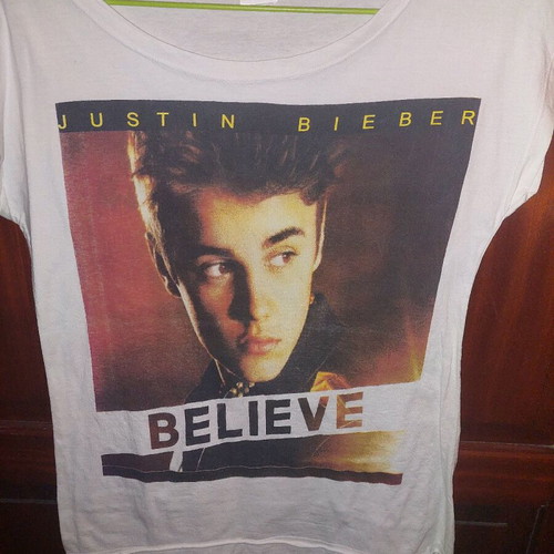 Justin Bieber T-shirt white with print like new, size L
