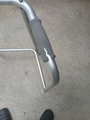 Orthopedic aid used with minor wear