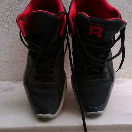 Reebok Kamikaze 3 used athletic shoes, size 43, black