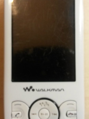 Сони Ериксон Спиро W100 i