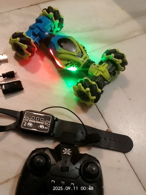 Remote Control 4WD Stunt Vehicle used with two controllers and lights
