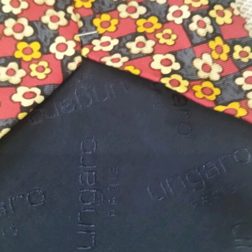 Emanuel Ungaro floral tie like new, multicolored