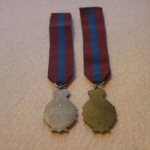 Miniature medals of Royal City Police 1946 like new