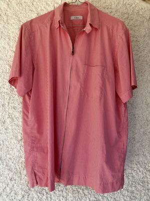 Men's shirt with zipper red and white checkered like new, size L