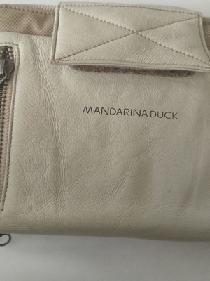 Mandarina Duck travel organizer μεταχειρισμένο, μπεζ, 25x18 εκ.