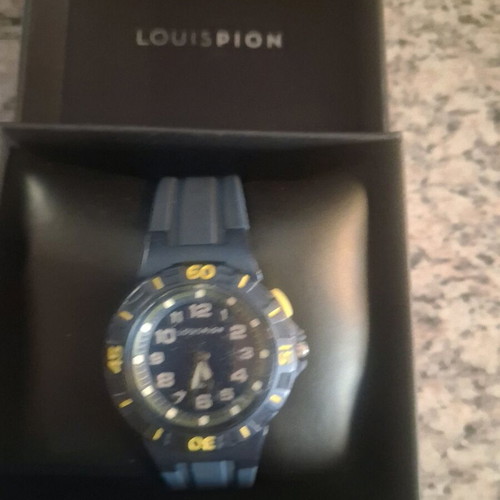 Blue watch like new, authentic with purchase card from France