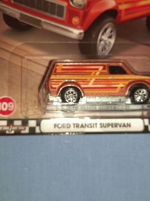 HOT WHEELS BOULEVARD FORD TRANSIT SUPERVAN