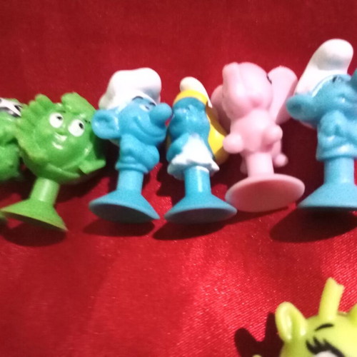 Lot of small toys like new