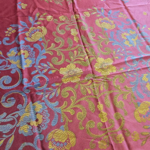Vintage satin tablecloth 200x250 used