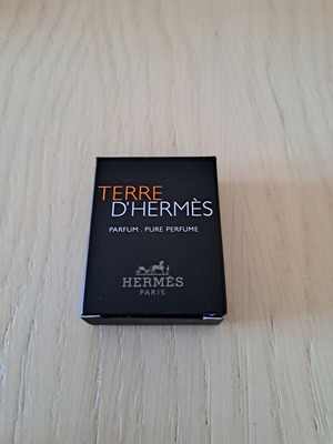 Hermès Terre d'Hermès Pure Perfume Miniature 5ml new with box
