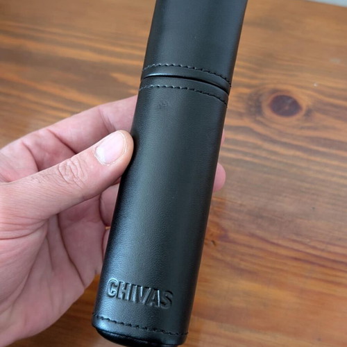 Chivas leather cigar case like new, 17 cm