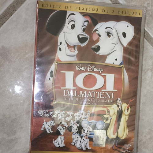 101 Dalmatians Disney DVD new, dubbed