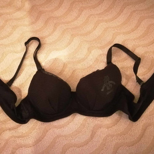 Black bra 80b used