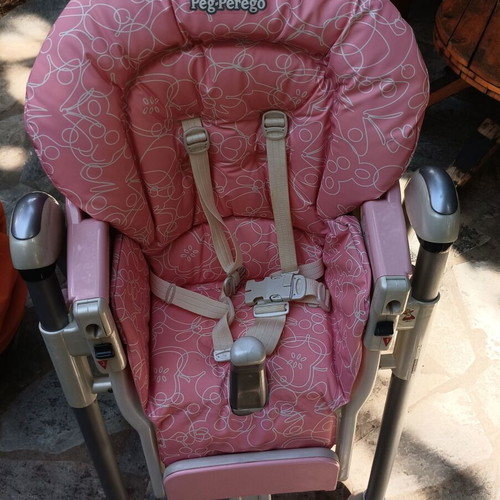 Peg Perego Prima Pappa Follow Me folding high chair with adjustable height, pink