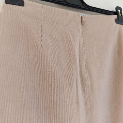 High-waisted corduroy skirt beige like new, size M