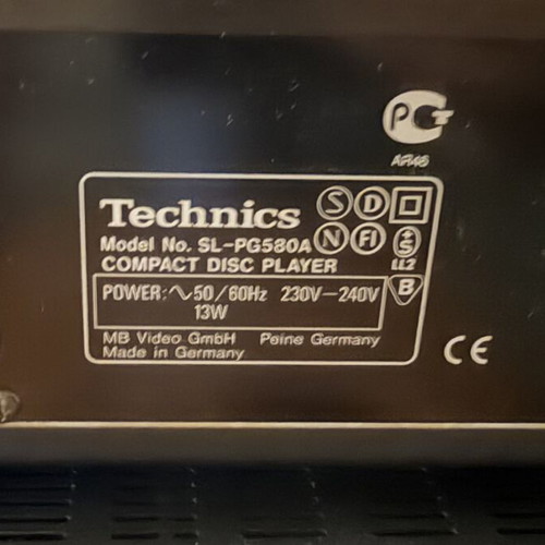 Marantz PM47 amplifier used with Technics SLPG580A CD player