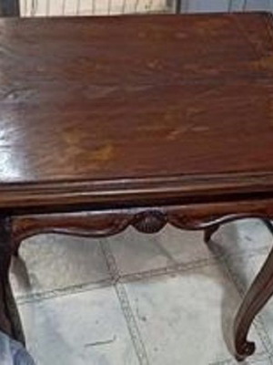 Old carved table 42 x 32 cm height 42 cm