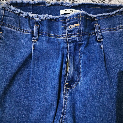 Elastic high-waisted jeans like new, blue, with pleat at waist