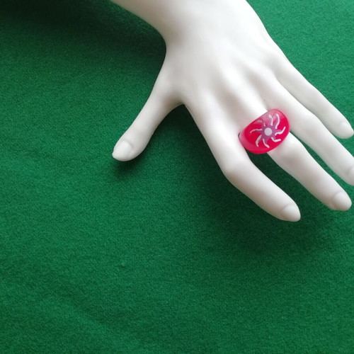 Blown glass sun ring in red color new