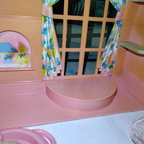 Sindy Dream House vintage suitcase used, Hasbro 1990