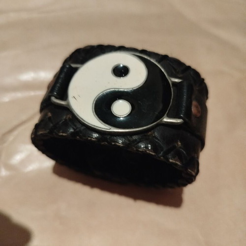 Ying Yang leather bracelet used