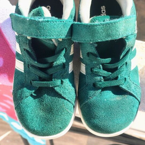 Adidas Athletic Shoes size 27 like new, green, suede