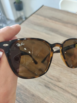 Ray Ban sunglasses used, brown, need lens replacement