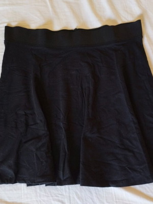 Stradivarius skirt used, black, size M