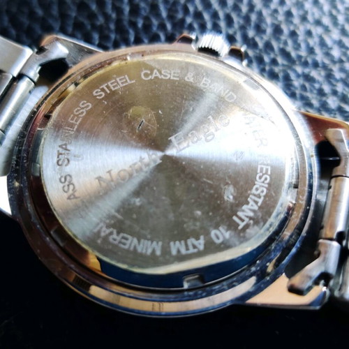 North Eagle wristwatch used with day counter and phosphorescent hands