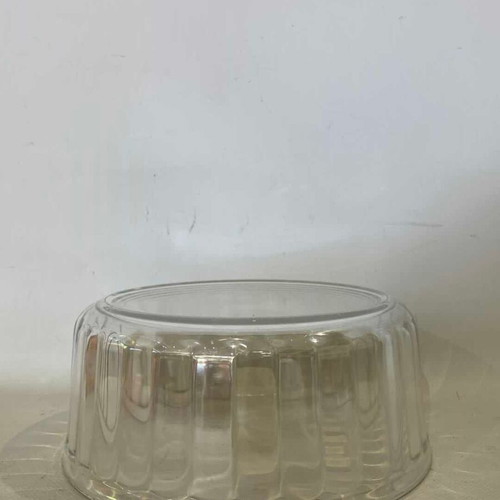 Glass food container used 9x21