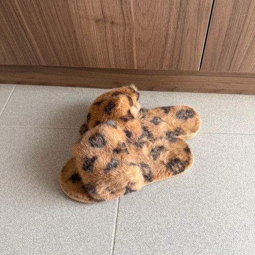 Ego Shoes furry slippers brown like new, size 38