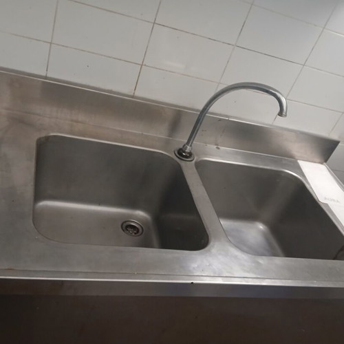 Professional Stainless Steel Sink with 2 Basins and Shelf like new