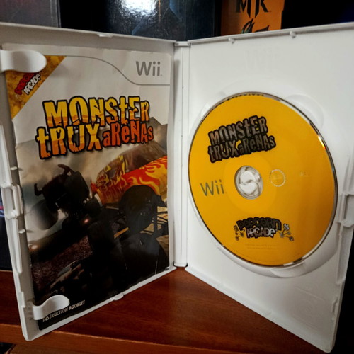 Monster Trux Arenas Nintendo Wii game used, English version