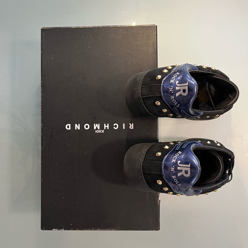 John Richmond Black Leather Shoes like new, size 37