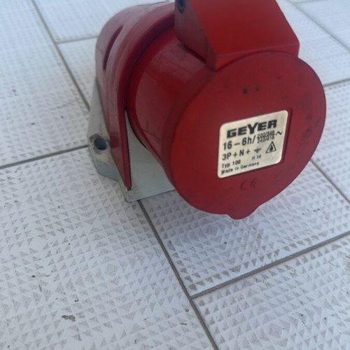Industrial plug