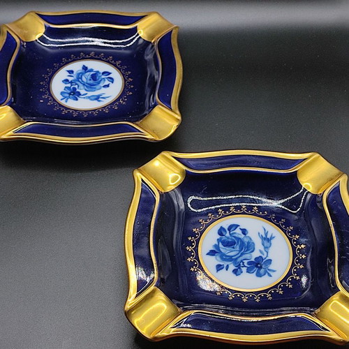 Bavaria porcelain set large vase with 2 ashtrays like new