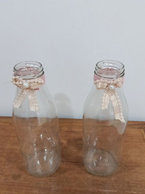 Decorative bottles like new, set of 2 pieces