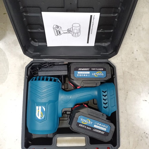 Battery-powered blower new