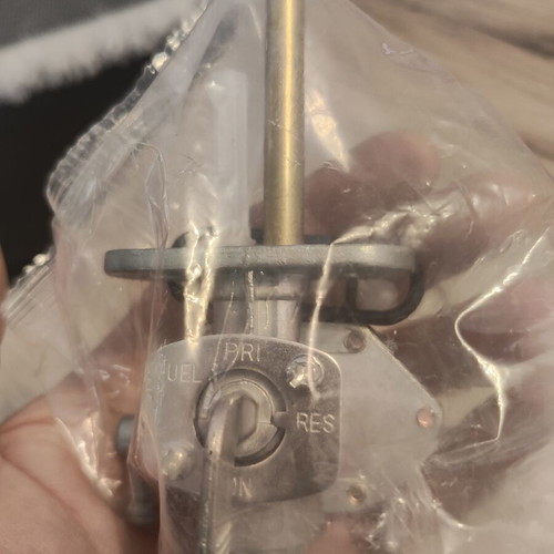 Fuel petcock valve for Kawasaki Yamaha Suzuki motorcycles
