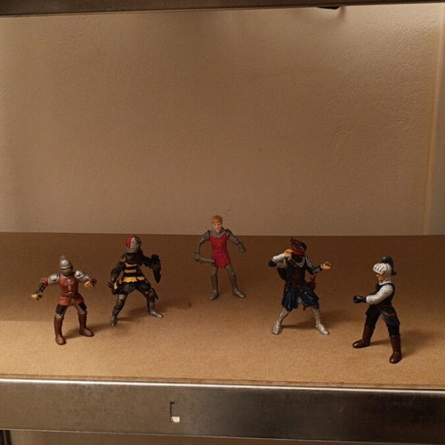 Knight figures used, set of 5