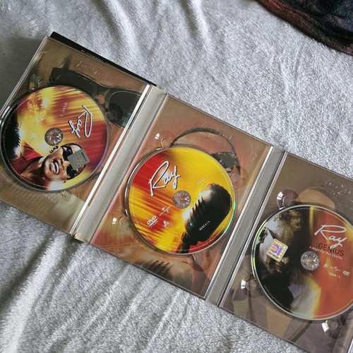 Ray 2004 DVD collector's edition like new with Greek subtitles