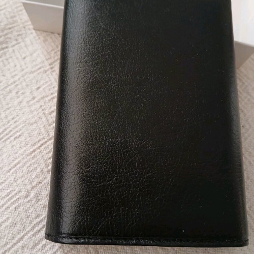 Leather wallet new black with multiple compartments